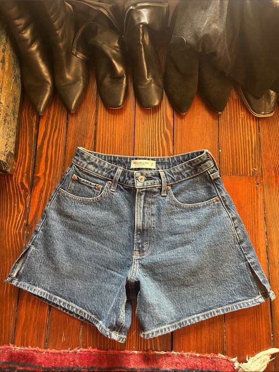 Abercrombie & Fitch Pants - Abercrombie & Fitch Blue Denim High-Rise Women's Shorts